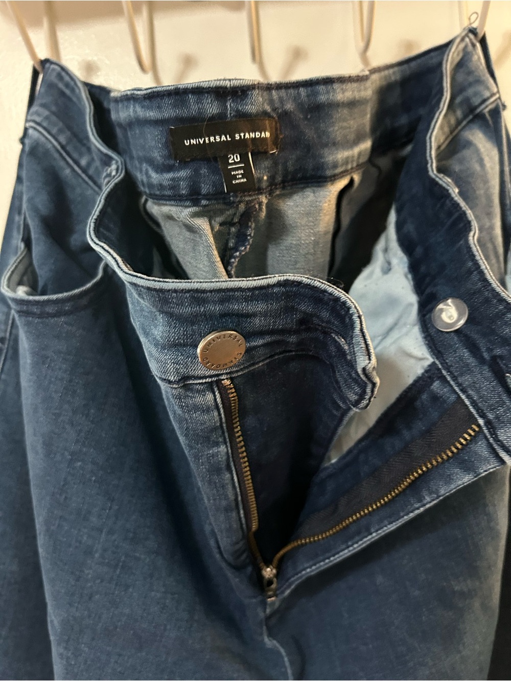 Universal Standard High Waisted Wide Leg Dark Blue Denim Pants EUC (worn once) - Picture 5 of 6